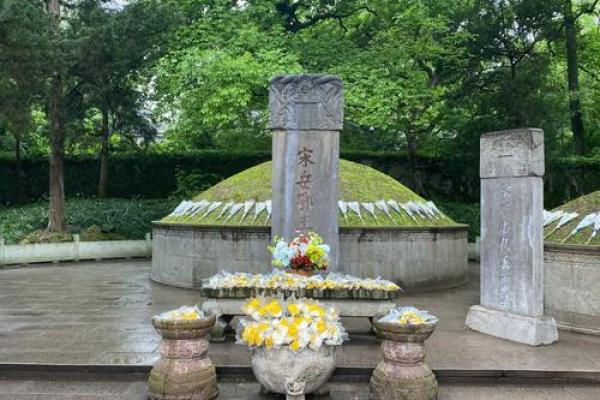 坟前庙后什么意思 这样宝地风水好吗