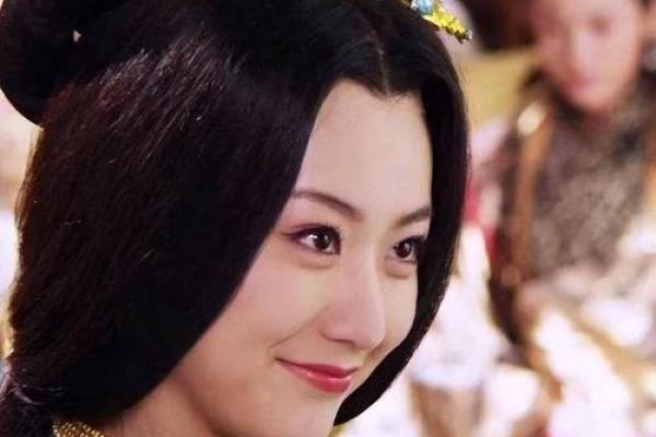 袁天罡给两个女子算命都是母仪天下，但是结局却大不相同