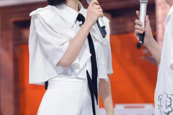 给谢娜算命的