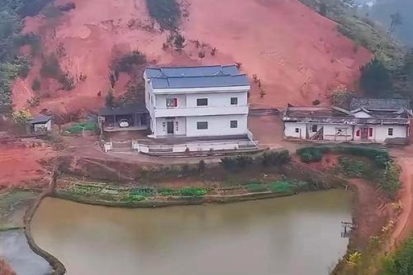 风水房子后面没有山